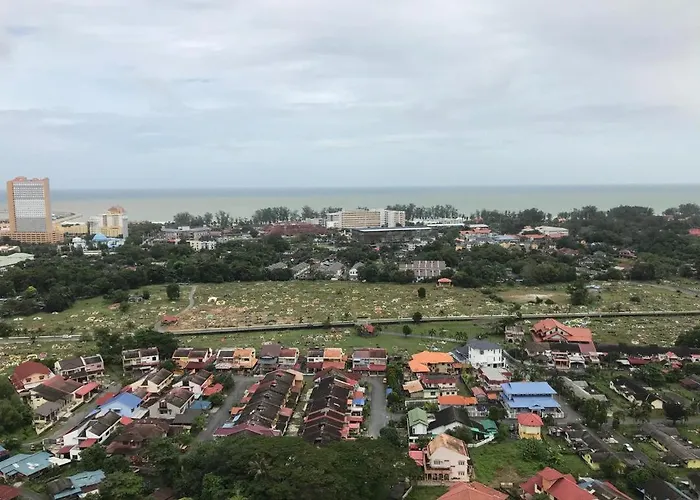 Pangsapuri 1000 m² dengan 3 bilik tidur dan 2 bilik mandi peribadi di Batu Burok