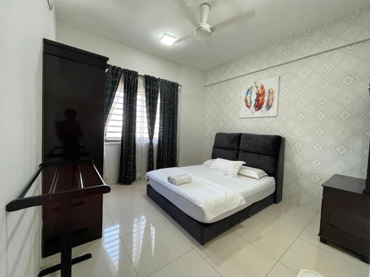 Pangsapuri 1000 M² Dengan 3 Bilik Tidur Dan 2 Bilik Mandi Peribadi Di Batu Burok