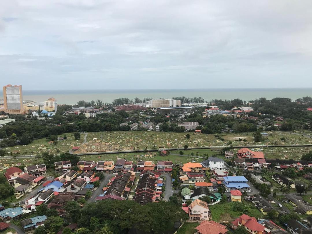 1000 M² Dengan 3 Bilik Tidur Dan 2 Bilik Mandi Peribadi Di Batu Burok Pangsapuri *