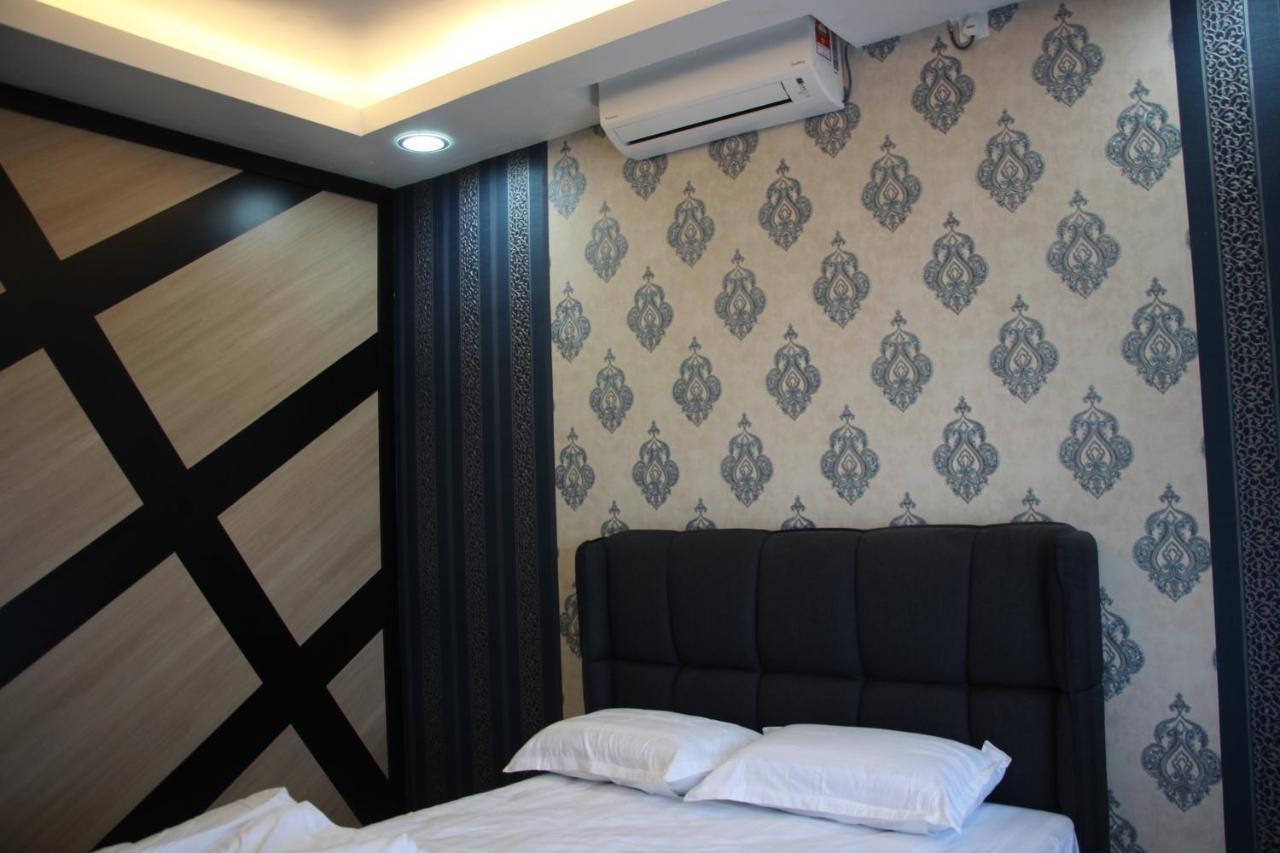 1000 M² Dengan 3 Bilik Tidur Dan 2 Bilik Mandi Peribadi Di Batu Burok Pangsapuri